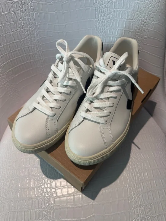 Veja White Leather Sneakers with Black V Emblem - Picture 2 of 11